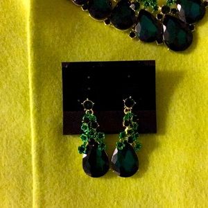 Major league in bright brilliant baubles 😍